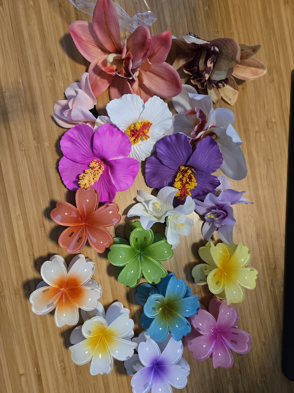 Hawaiian Flower Hair Clips